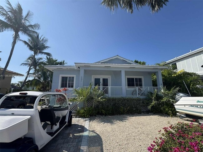 Primary Photo - 241 W Seaview Dr