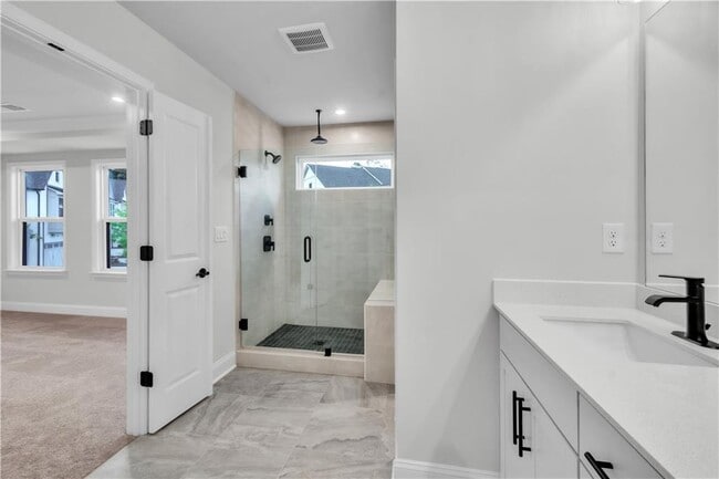 Building Photo - 108 Briargate Dr
