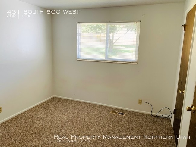 Building Photo - 2 Bedroom 1 Bath Brigham Duplex.