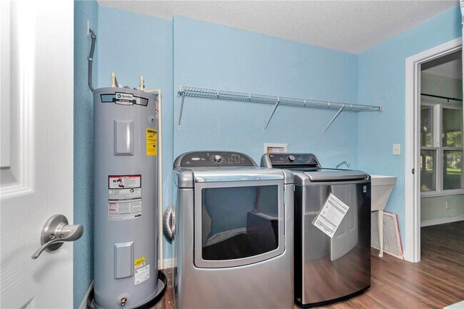Building Photo - 70 SE 81st Pl