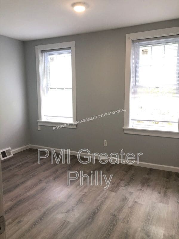 Building Photo - 4208 Westminster Ave