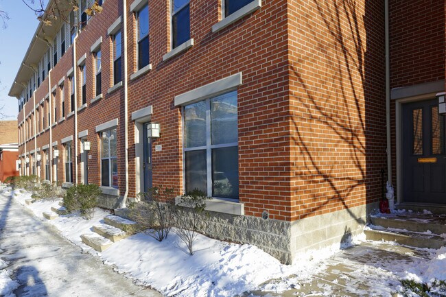 Primary Photo - Sarah Street Townhouses