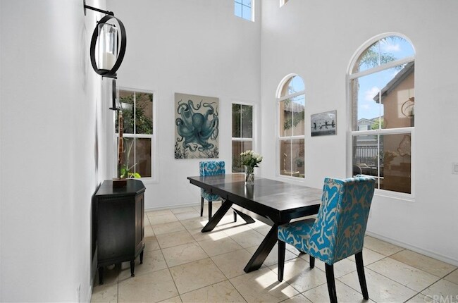 Building Photo - 7435 Paloma Dr