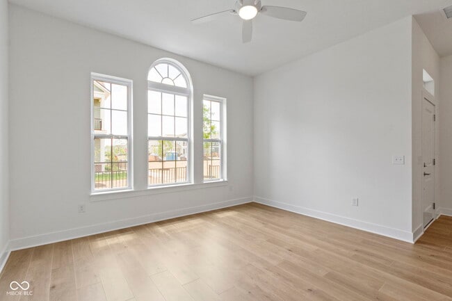 Building Photo - 549 Gilder Dr