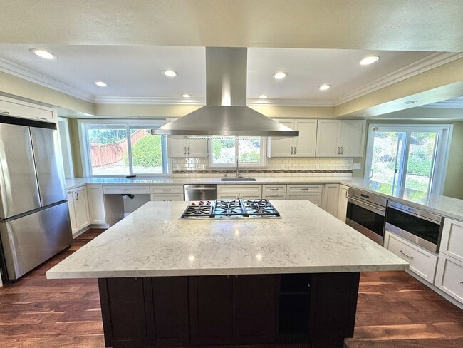 Building Photo - Prestigious Home In Beautiful Del Cerro ~ 5 Bedroom / 3 Bathroom House!!!