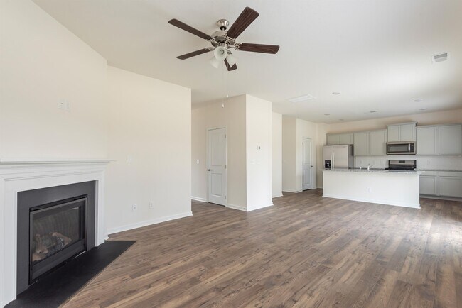 Building Photo - 4742 Willow Bluff Cir