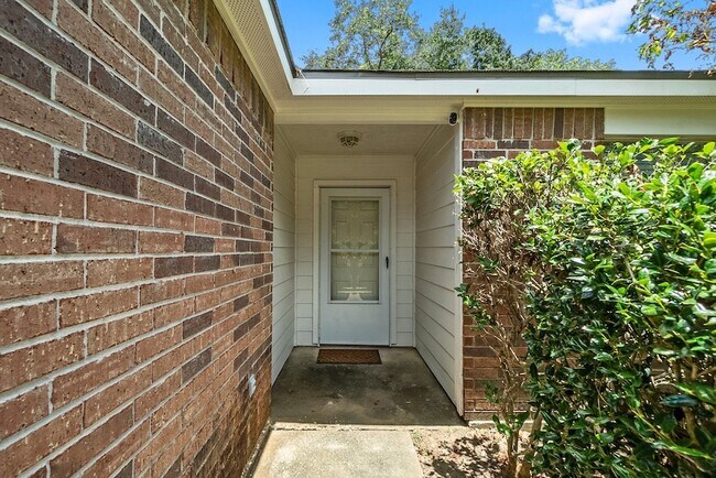 Building Photo - 16305 Many Trees Ln