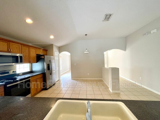 Building Photo - 5534 Turtle Crossing Loop