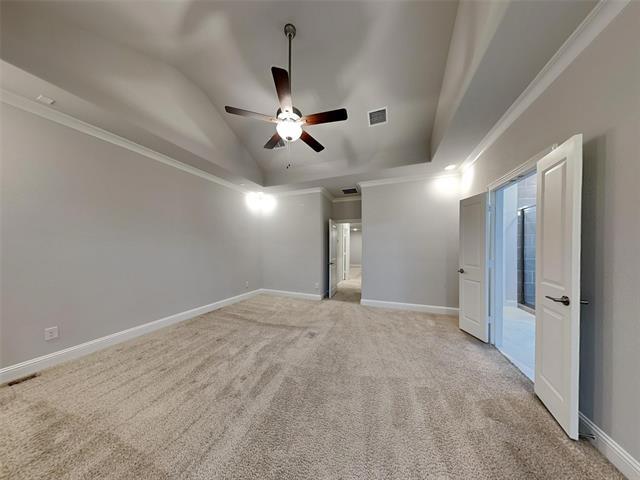 Building Photo - 6830 Colonnade Dr