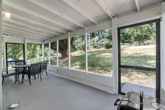 Building Photo - 2716 Pomme Meadows Dr