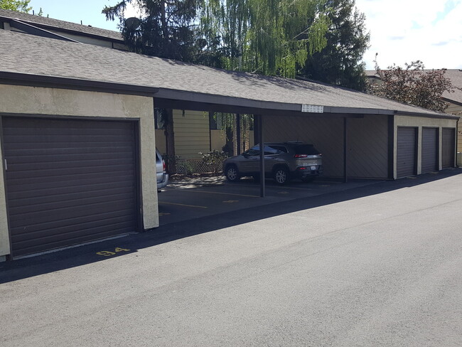 Building Photo - 303 Gage Blvd