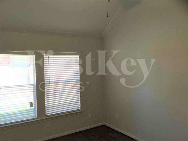 Building Photo - 21735 Orange Maple Ct