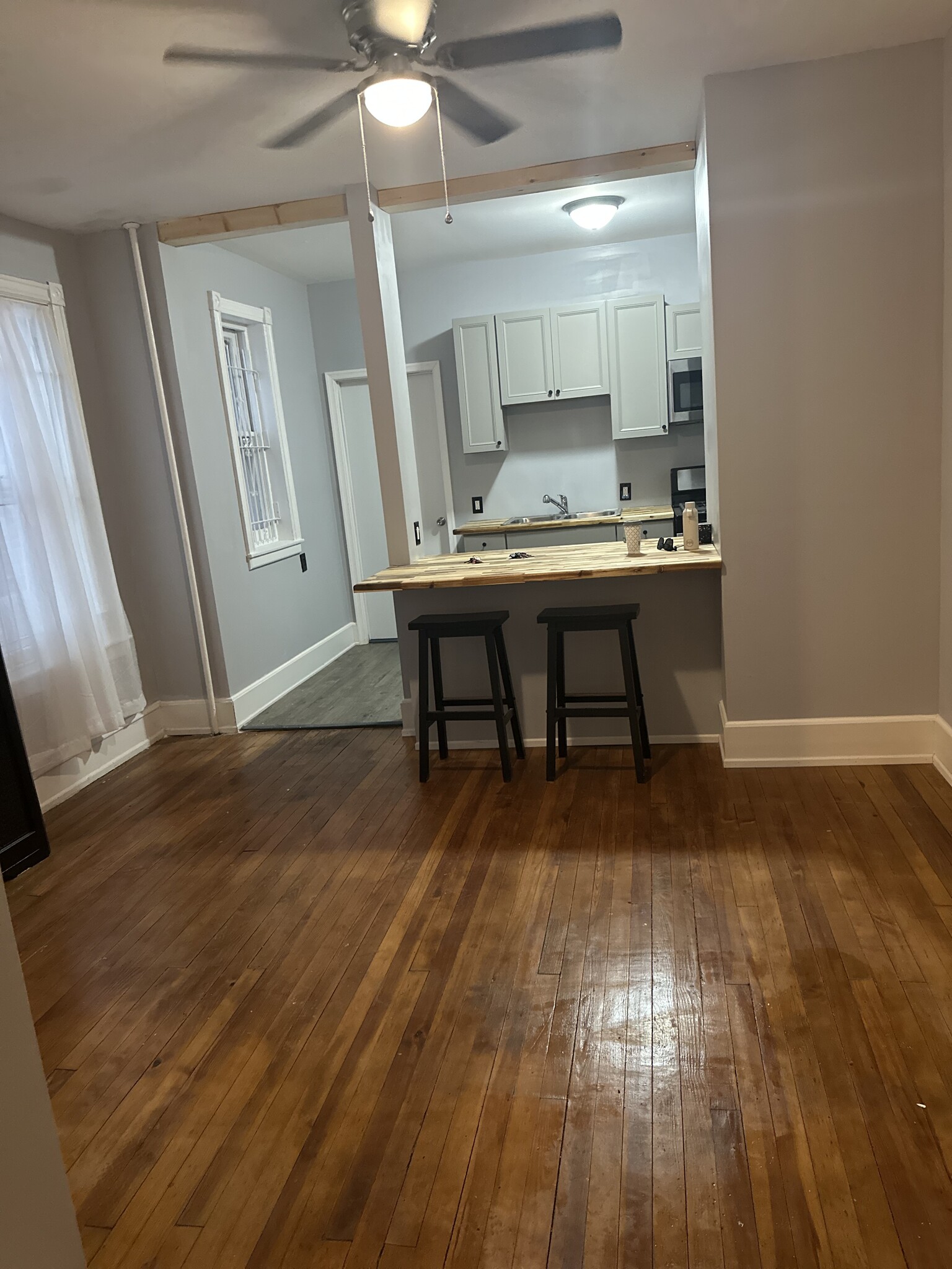 Dining room - 1206 Wagner Ave