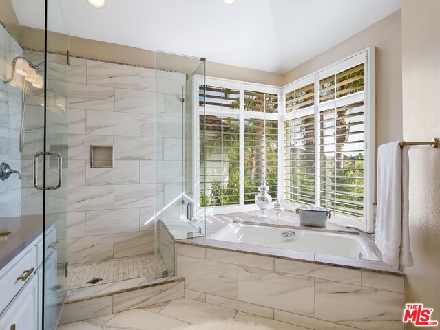 Building Photo - 3806 Paseo Primario