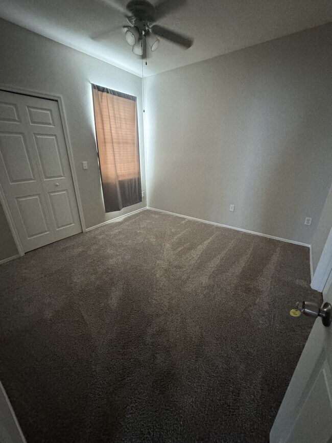 Building Photo - 5673 Star Rush Dr