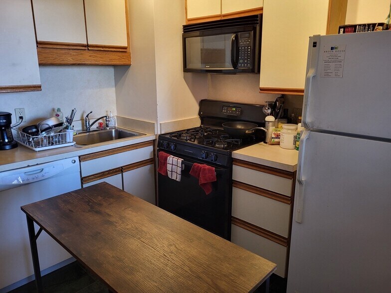 Building Photo - 44 Washington St