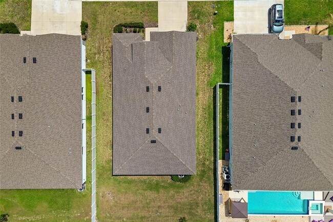 Building Photo - 35977 Morse Willow Ct