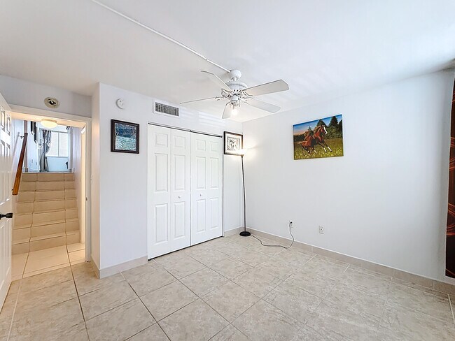 Building Photo - 755 Dotterel Rd