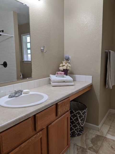 Building Photo - 29633 Meadow Ln