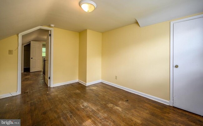 Building Photo - 6007 Bradley Ln