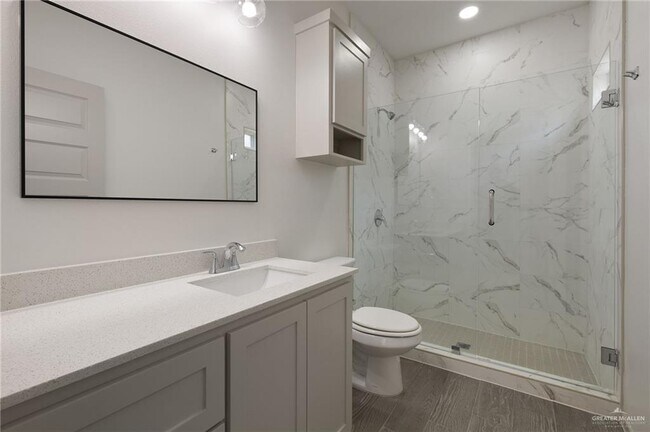 Building Photo - 25 S Alamo Rd