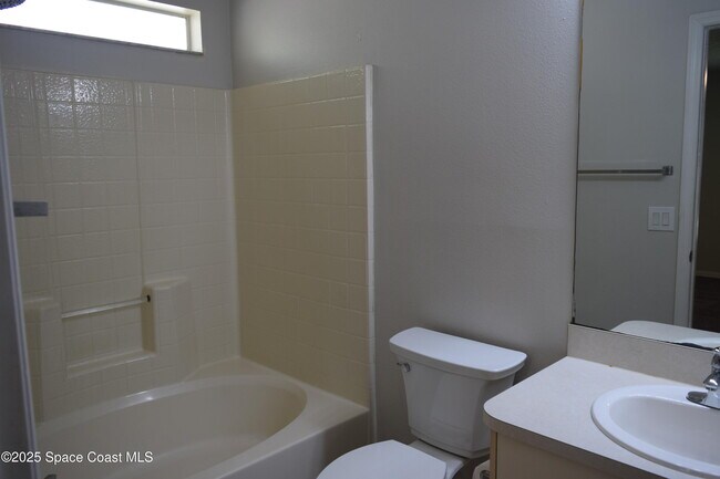 Building Photo - 939 Lyons Cir NW