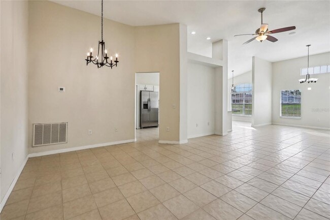 Building Photo - 235 Royal Palm Dr