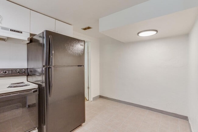 Building Photo - 3703 S Sherman St