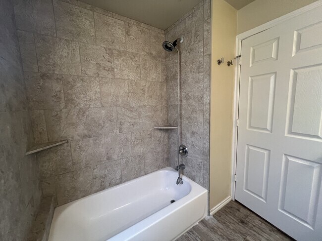 Building Photo - 2218 16th St