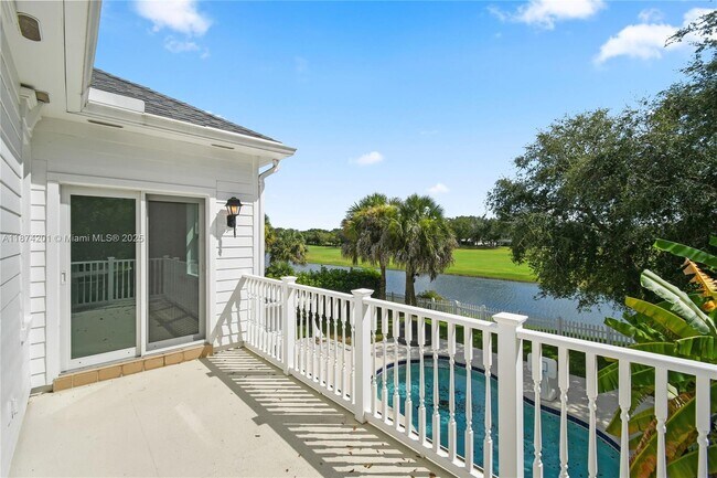 Building Photo - 118 Barbados Dr