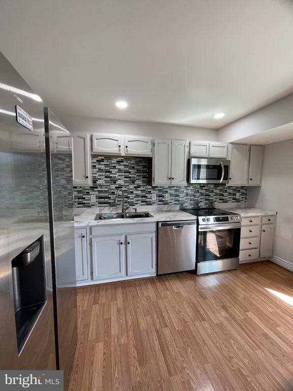 Building Photo - 5202 Magnolia Pl