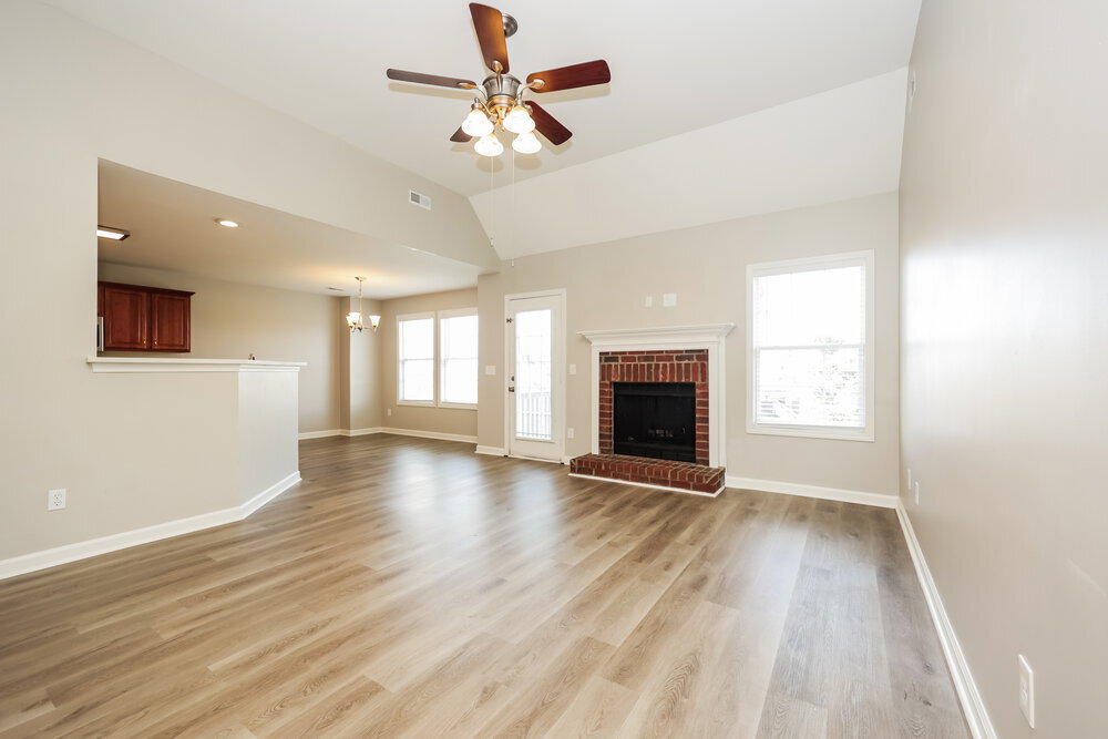 Building Photo - 2945 Hearthside Dr