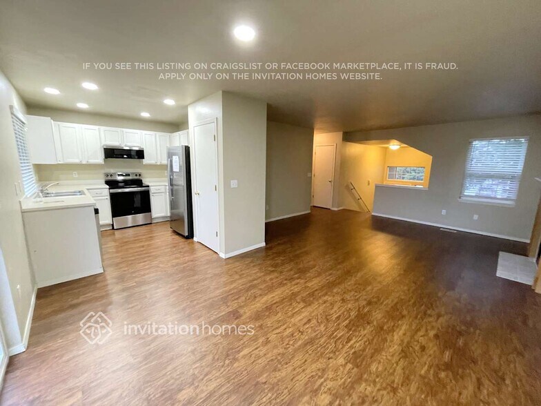 Building Photo - 3807 230th St E