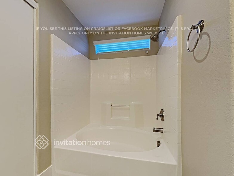 Building Photo - 6783 Wormwood Ln