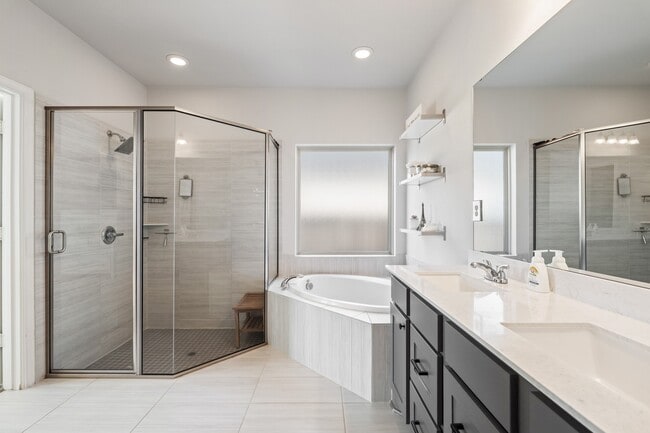 Building Photo - 6907 Myrtle Dr