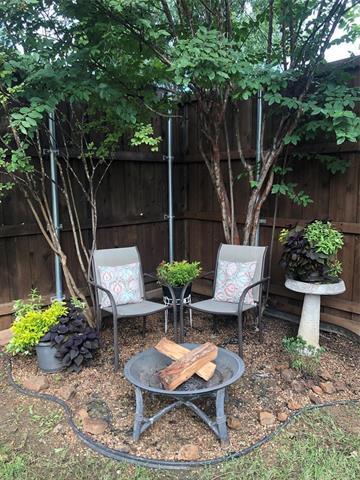 Building Photo - 2021 Fairmount Park Dr