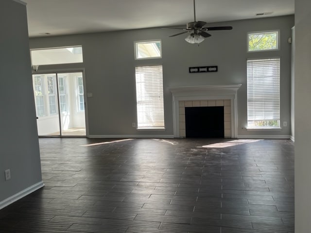 Building Photo - 2825 Sloan Dr