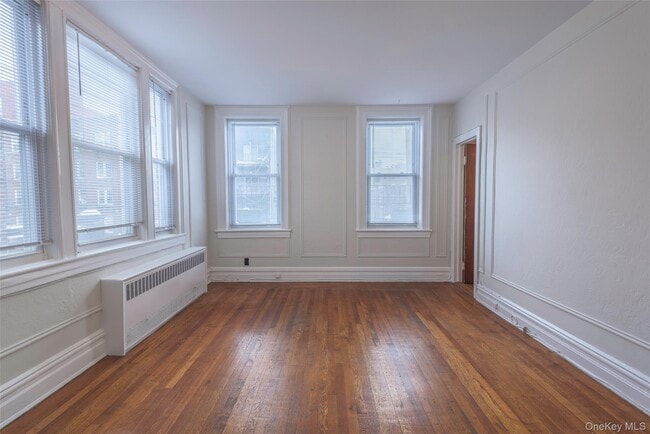 Building Photo - 28-07 Newtown Ave