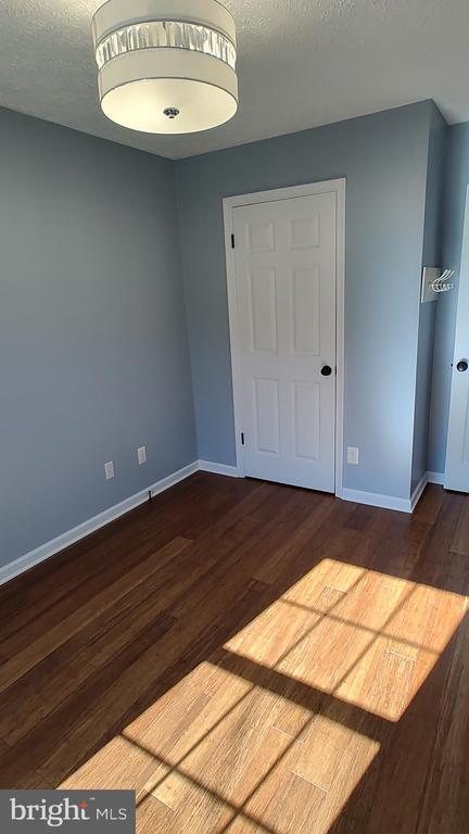 Building Photo - 442 Darby Ln