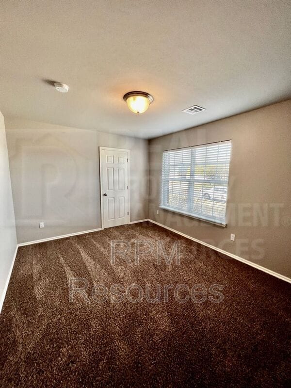 Building Photo - 2940 Cider Mill Ln