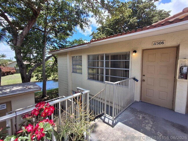 Building Photo - 11506 Royal Palm Blvd