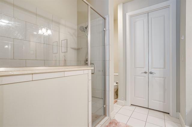 Building Photo - 2800 Sandage Ave