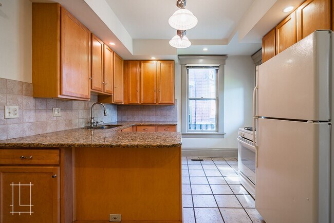 Building Photo - 350 Wilber Ave