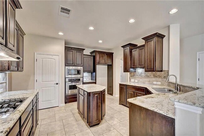 Building Photo - 4112 Remington Rd