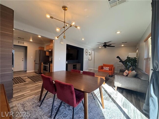 Building Photo - 9253 Valley Ranch Ave