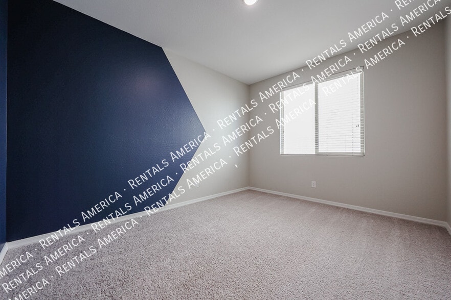 Building Photo - 5612 W Ldg Dr