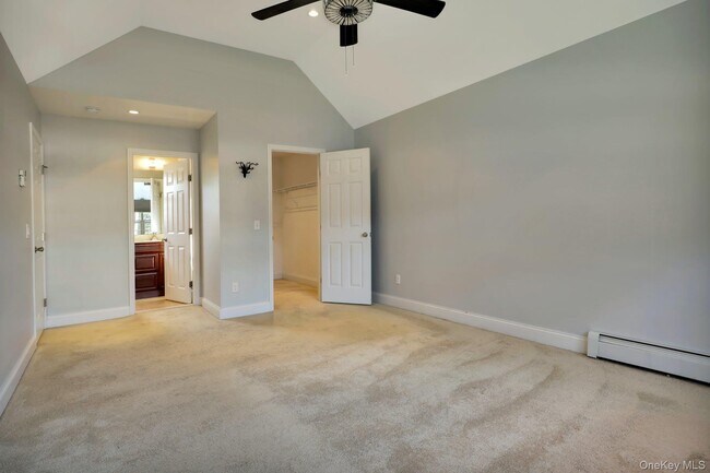 Building Photo - 32 Delamere St