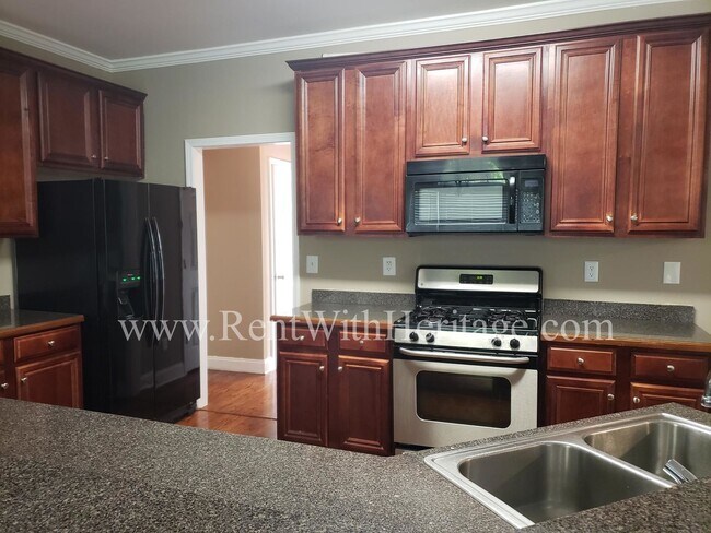 Building Photo - WOW! AMAZING HOME WITH ALL THE UPGRADES!! ...