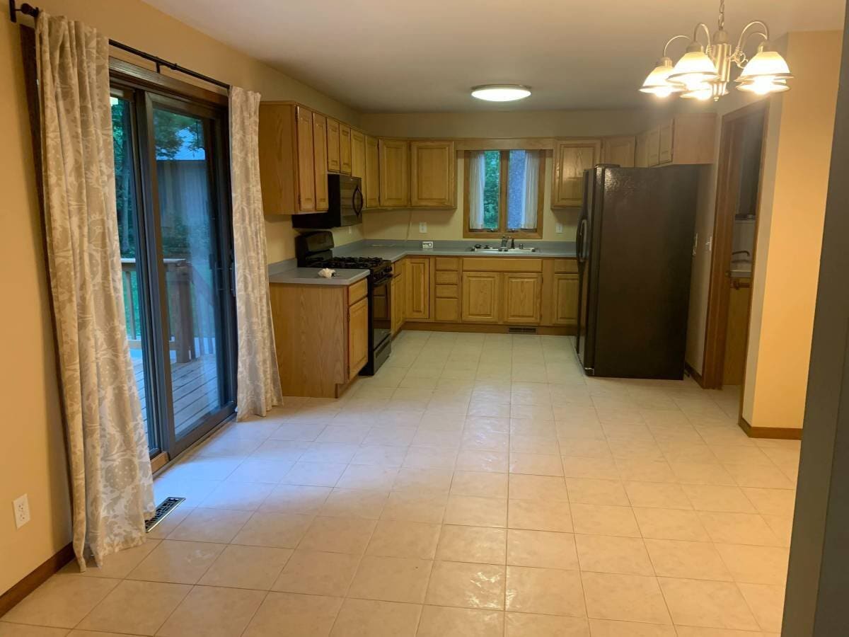 Building Photo - W13567 Woodland Way