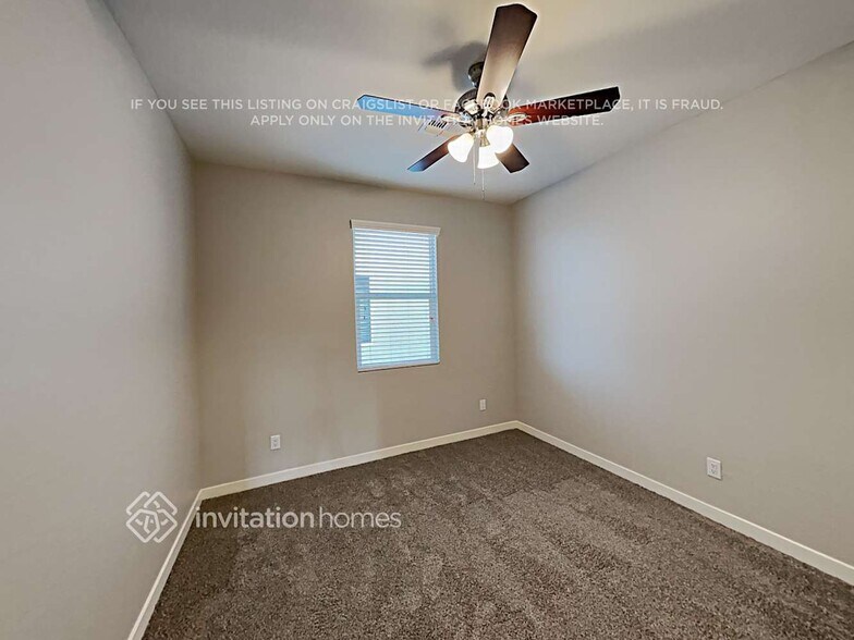 Building Photo - 7331 S 23rd Dr